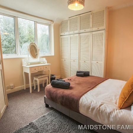 Maidstone Family Homes Upper Road Cottage Eksteriør bilde