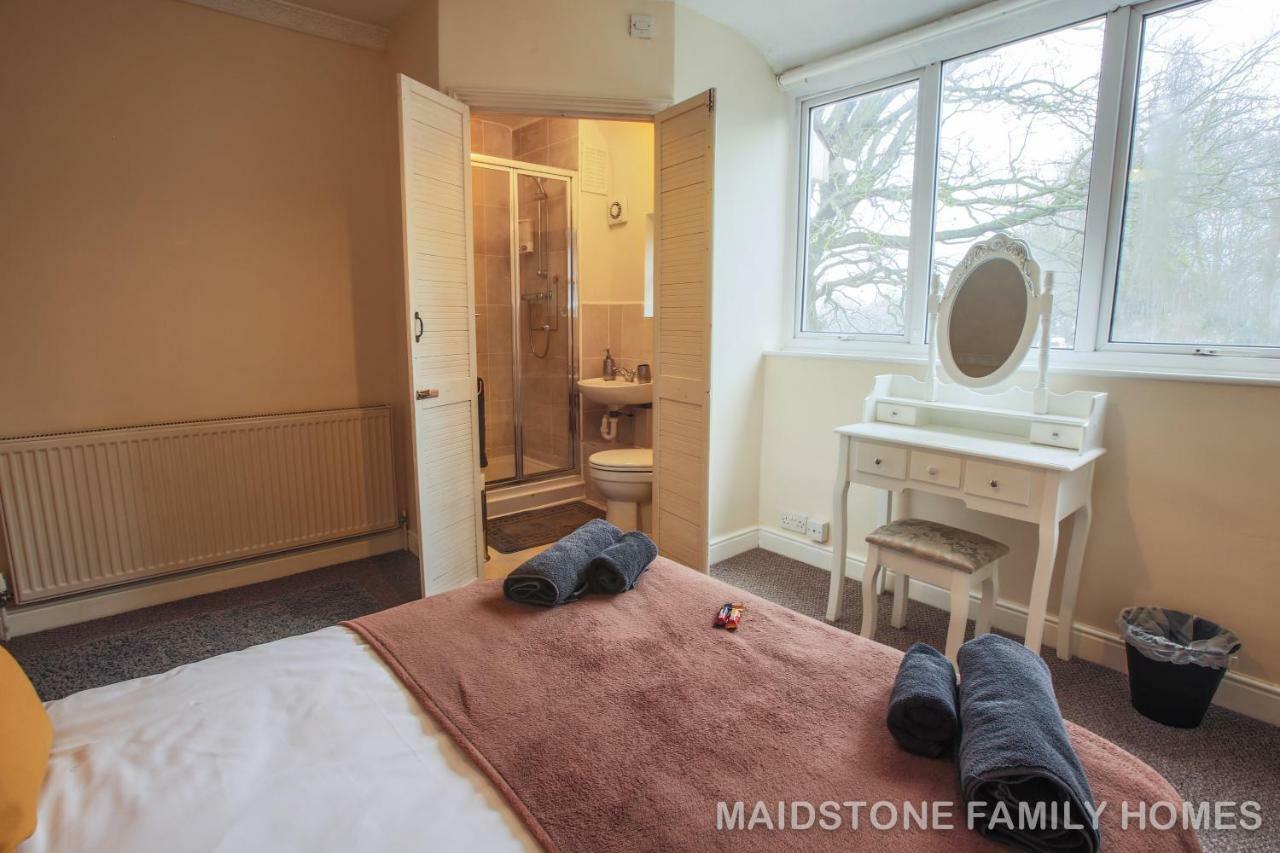 Maidstone Family Homes Upper Road Cottage Eksteriør bilde