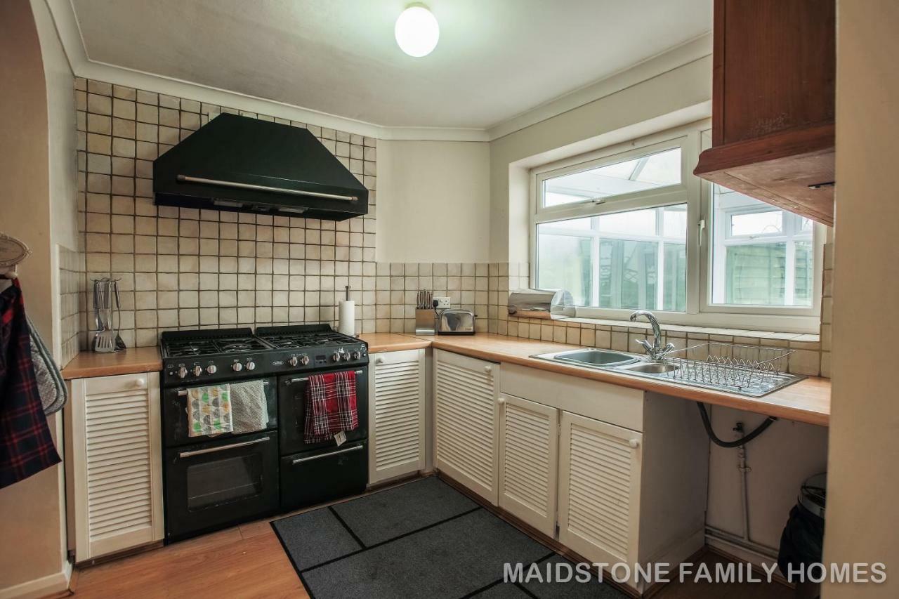 Maidstone Family Homes Upper Road Cottage Eksteriør bilde