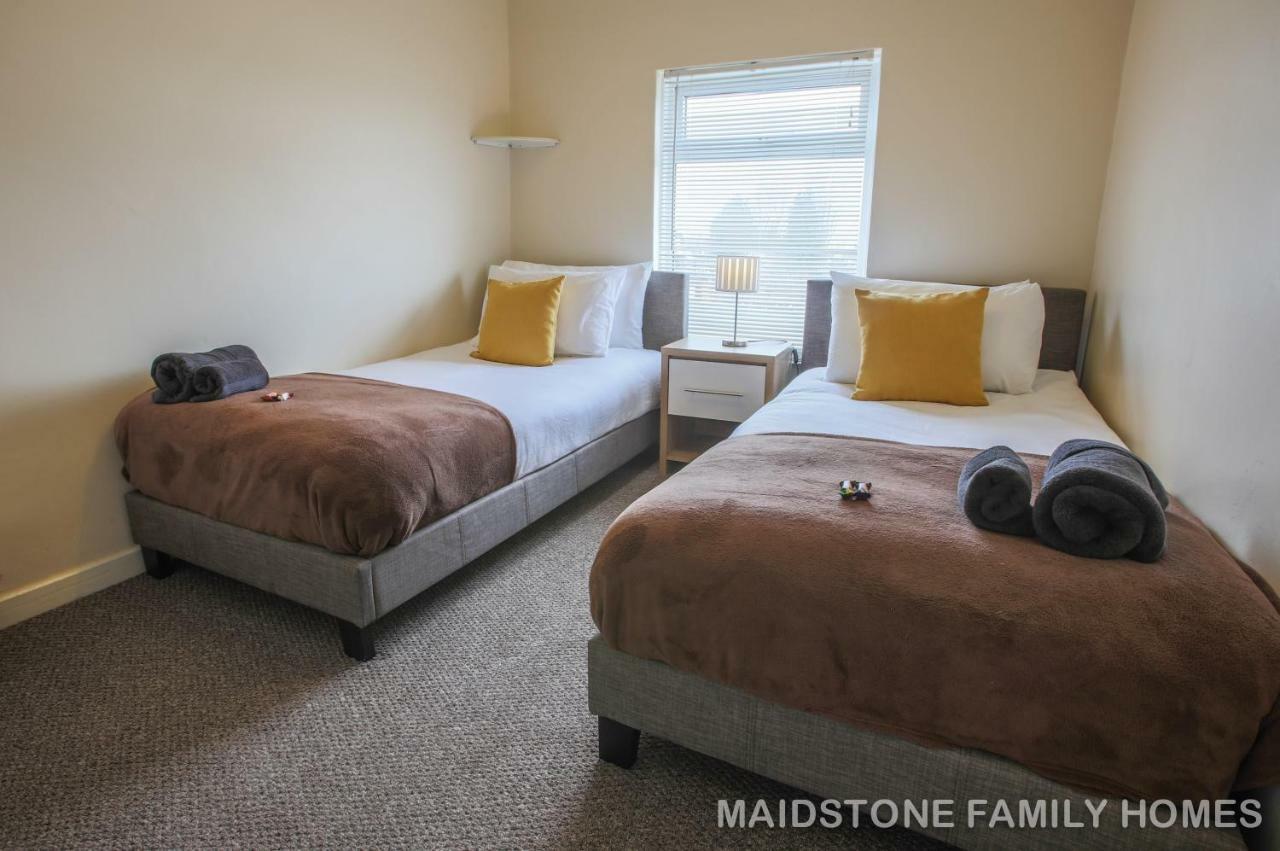 Maidstone Family Homes Upper Road Cottage Eksteriør bilde