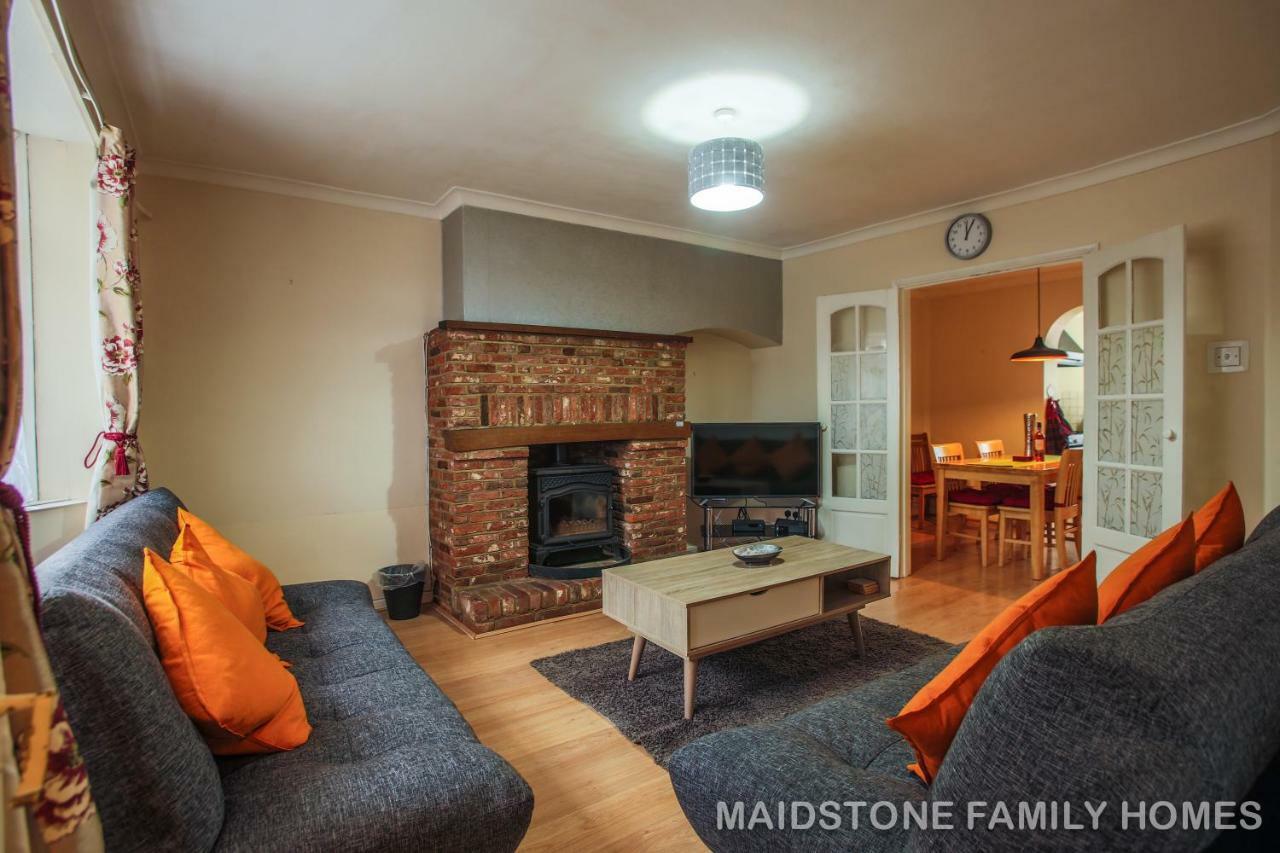 Maidstone Family Homes Upper Road Cottage Eksteriør bilde
