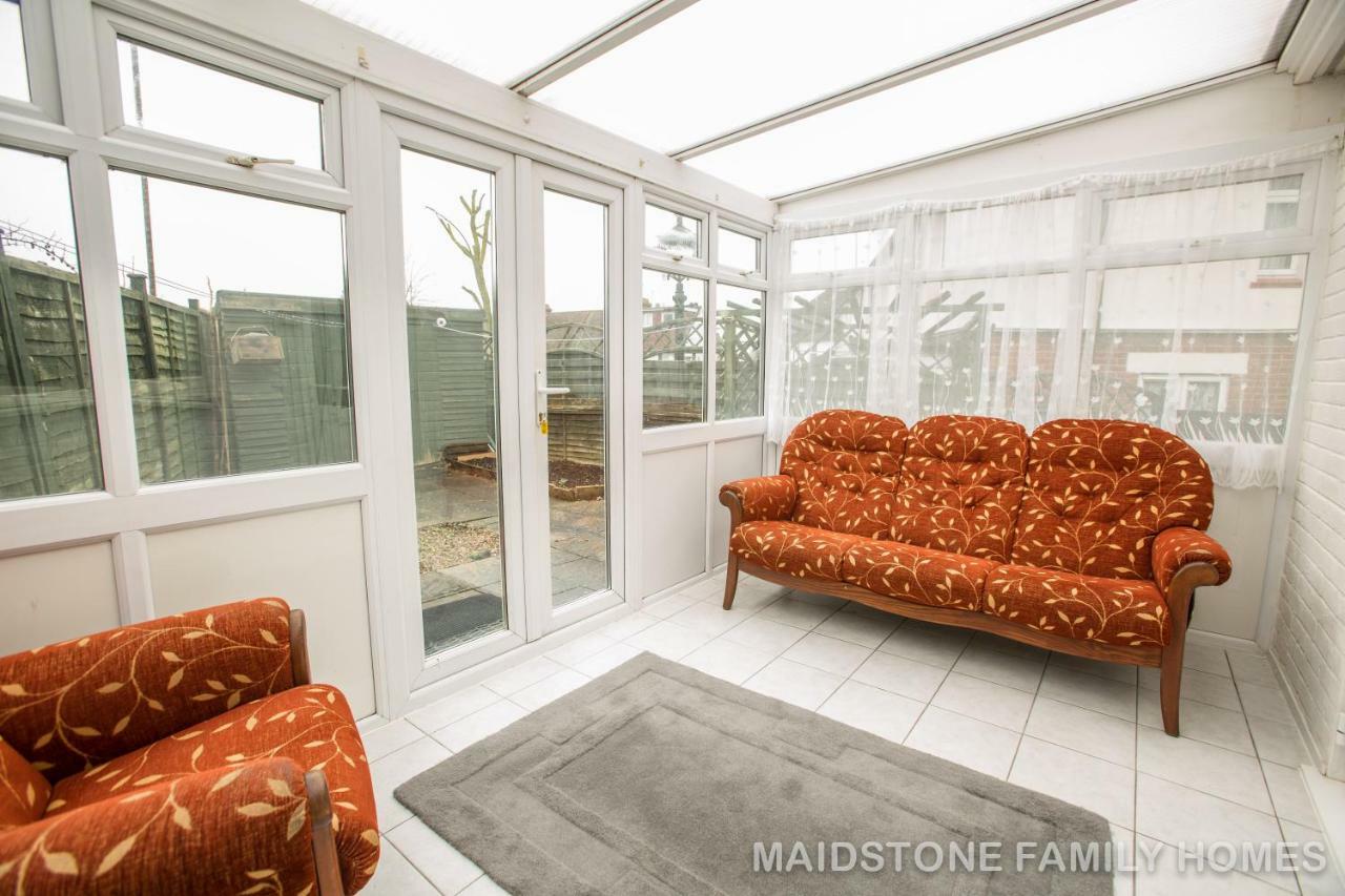 Maidstone Family Homes Upper Road Cottage Eksteriør bilde